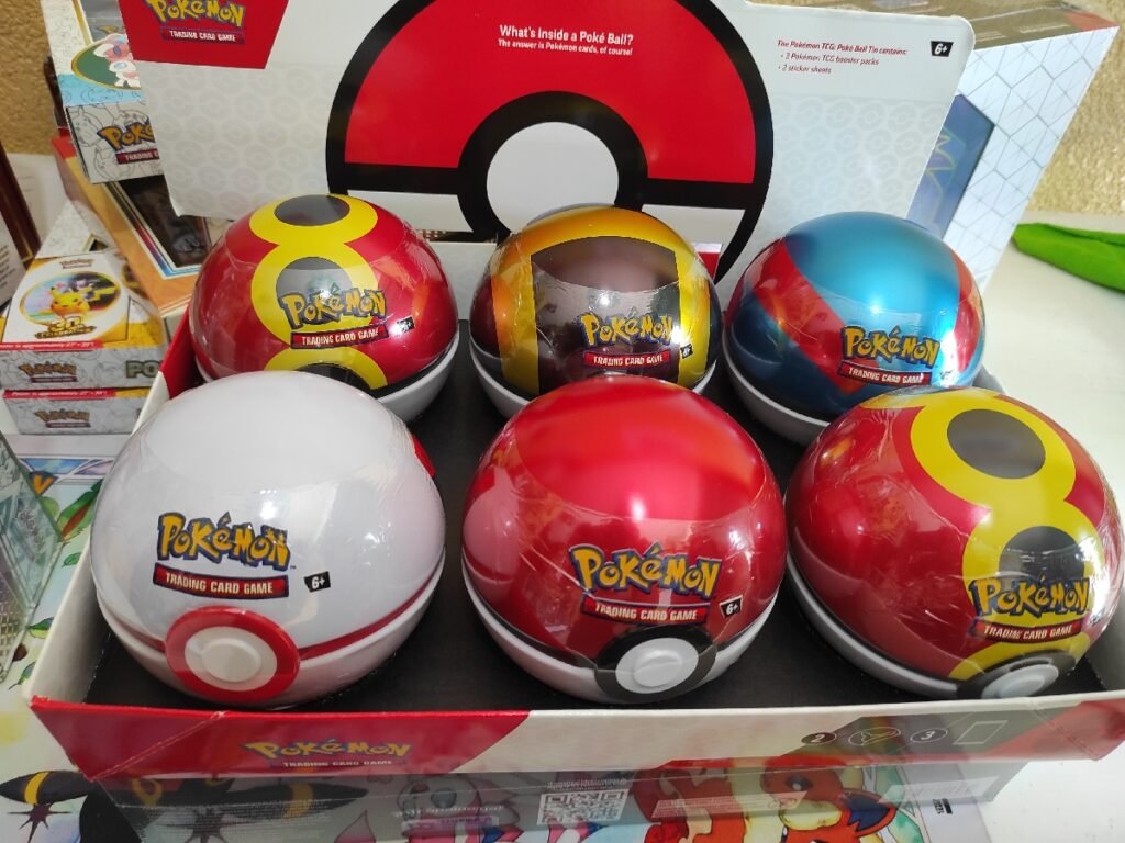 Pokémon TCG: Poke Ball Tin
